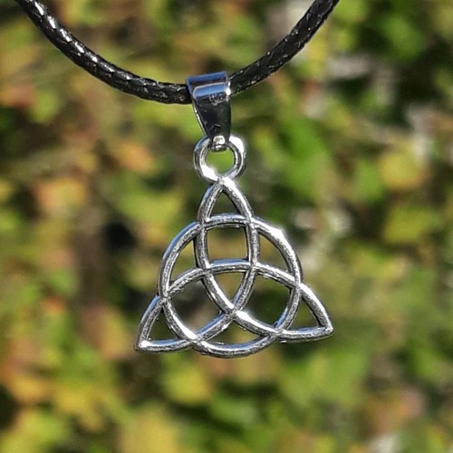 Collier triquetra nœud - collier,
