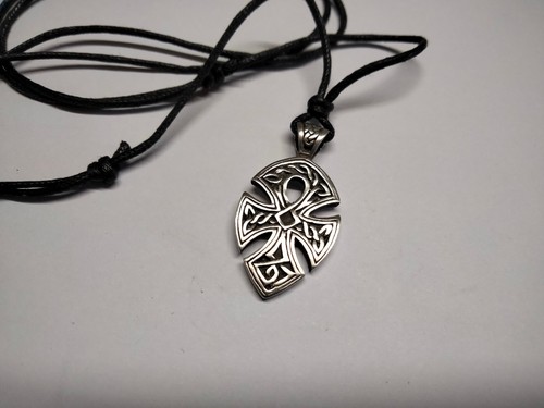 Pendentif croix celtique - pendentif,