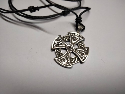 Pendentif croix celtique - pendentif,